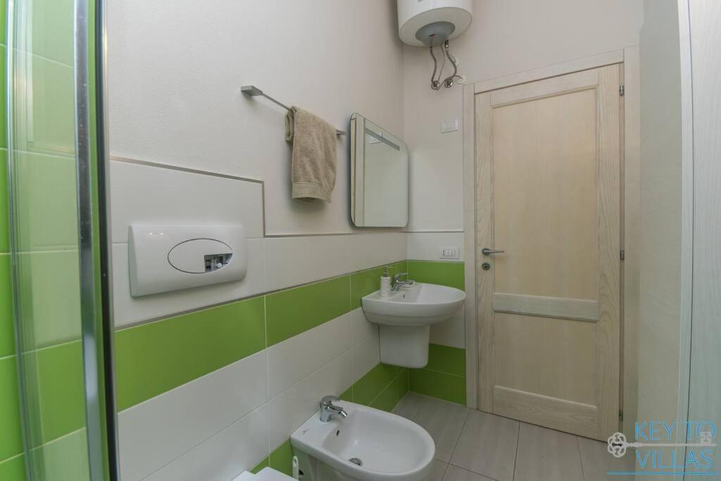 Brigata House - Luxury 2 Beds, Wifi, Balcony,Sea View - Key To Villas กัสเตลซาร์โด ภายนอก รูปภาพ