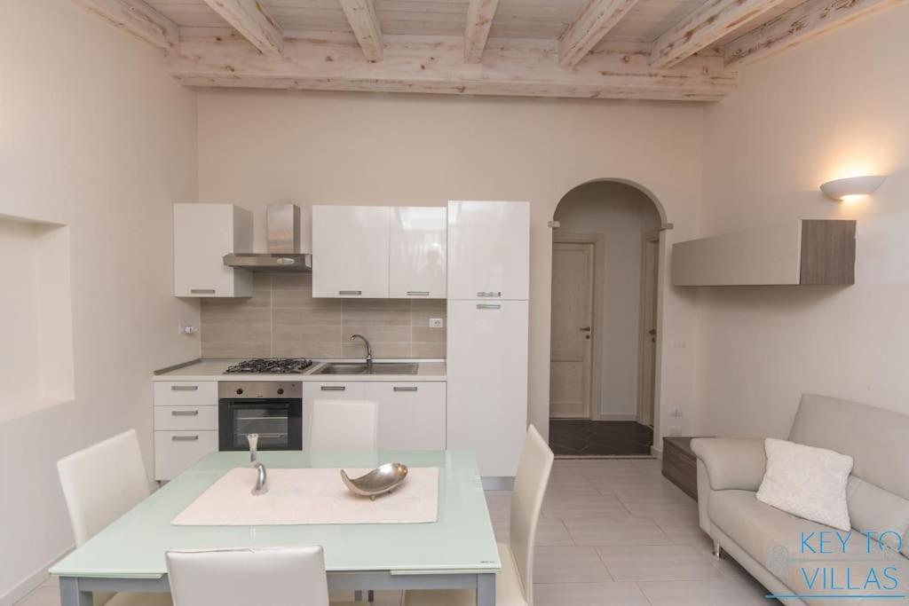 Brigata House - Luxury 2 Beds, Wifi, Balcony,Sea View - Key To Villas กัสเตลซาร์โด ภายนอก รูปภาพ